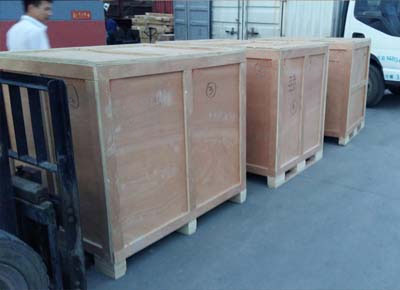 国际搬家木箱打包